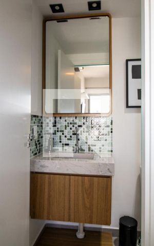 Studio à venda com 27m², 1 quarto e sem vaga Studio à venda com 27m², 1 quarto e sem vagaBanheiro
