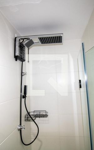 Studio à venda com 27m², 1 quarto e sem vaga Studio à venda com 27m², 1 quarto e sem vagaBanheiro- box