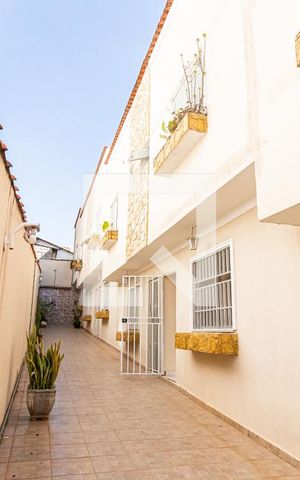 Casa de condomínio para alugar com 75m², 2 quartos e 2 vagasEntrada