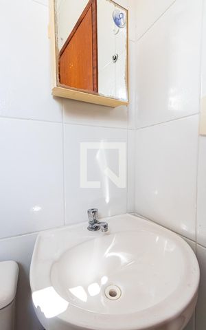 Casa de condomínio para alugar com 75m², 2 quartos e 2 vagasBanheiro da Suíte 2