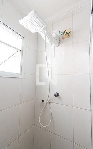 Casa de condomínio para alugar com 75m², 2 quartos e 2 vagasBanheiro da Suíte 1