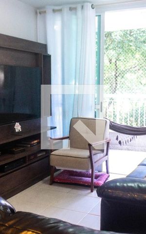 Apartamento à venda com 100m², 3 quartos e 1 vaga Apartamento à venda com 100m², 3 quartos e 1 vagaSala