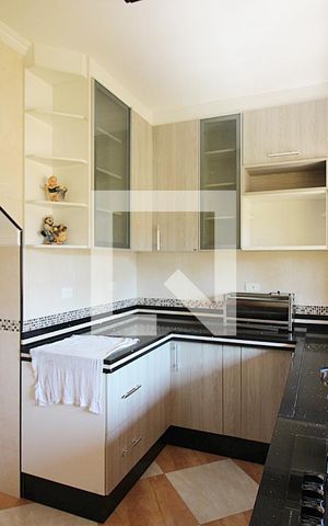 Casa para alugar com 110m², 2 quartos e 1 vagaCozinha