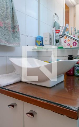 Apartamento para alugar com 54m², 2 quartos e 1 vaga Apartamento para alugar com 54m², 2 quartos e 1 vagaBanheiro