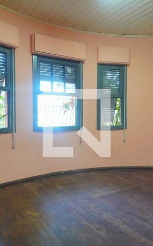 Casa à venda com 259m², 5 quartos e 4 vagasQuarto 1