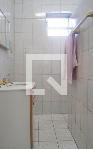 Casa à venda com 259m², 5 quartos e 4 vagasBanheiro 1