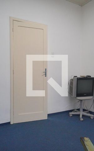 Casa à venda com 259m², 5 quartos e 4 vagasQuarto 3