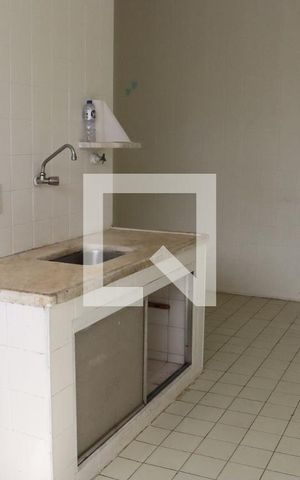 Apartamento para alugar com 80m², 2 quartos e 1 vaga Apartamento para alugar com 80m², 2 quartos e 1 vagaCozinha