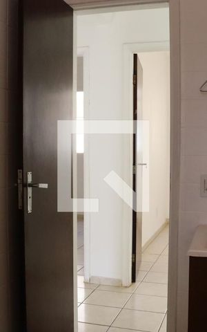 Apartamento para alugar com 80m², 2 quartos e 1 vaga Apartamento para alugar com 80m², 2 quartos e 1 vagaBanheiro