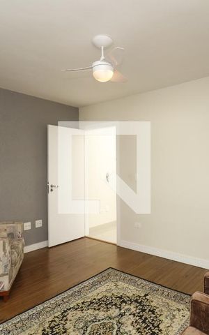 Casa à venda com 200m², 3 quartos e 3 vagasQuarto 2 - Suíte