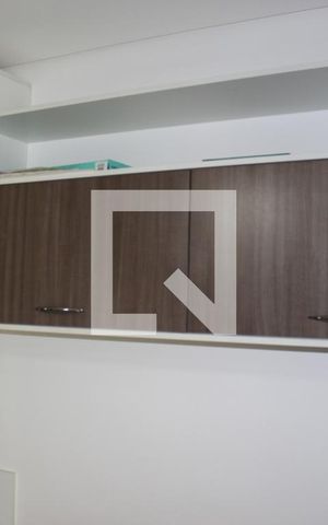 Apartamento à venda com 42m², 1 quarto e 1 vagaSala/Quarto