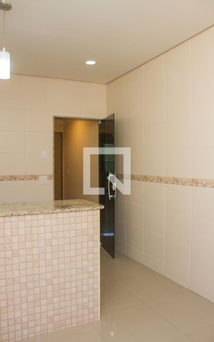 Casa à venda com 300m², 3 quartos e 1 vagaCozinha