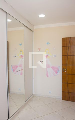 Casa à venda com 300m², 3 quartos e 1 vagaQuarto 02