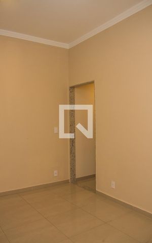 Casa à venda com 300m², 3 quartos e 1 vagaSala