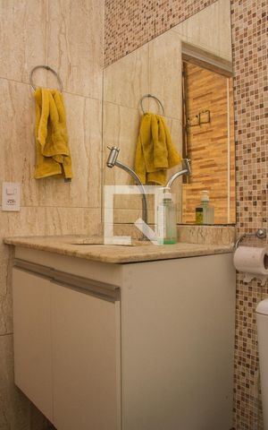 Casa à venda com 300m², 3 quartos e 1 vagaBanheiro de Serviço