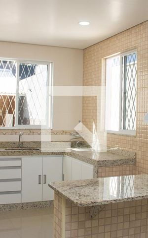 Casa à venda com 300m², 3 quartos e 1 vagaCozinha