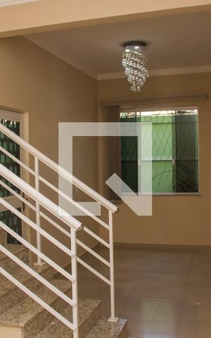 Casa à venda com 300m², 3 quartos e 1 vagaSala