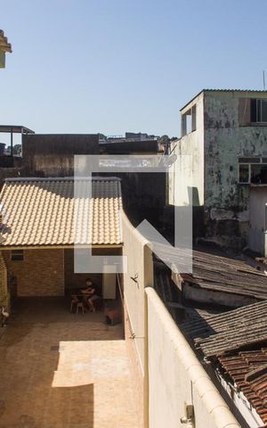 Casa à venda com 300m², 3 quartos e 1 vagaQuarto 02 - Janela