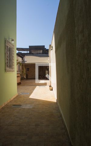 Casa à venda com 300m², 3 quartos e 1 vagaQuintal