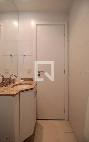 Apartamento para alugar com 115m², 3 quartos e 2 vagas Apartamento para alugar com 115m², 3 quartos e 2 vagasBanheiro da Suíte 3