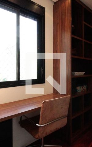 Apartamento para alugar com 115m², 3 quartos e 2 vagas Apartamento para alugar com 115m², 3 quartos e 2 vagasEscritório