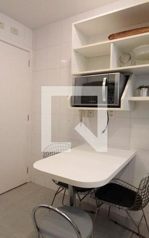 Apartamento para alugar com 115m², 3 quartos e 2 vagas Apartamento para alugar com 115m², 3 quartos e 2 vagasCozinha