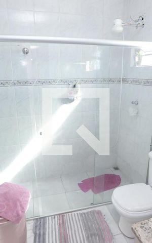 Casa à venda com 860m², 3 quartos e 2 vagasBanheiro Social