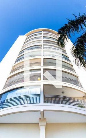 Apartamento à venda com 80m², 3 quartos e 2 vagas Apartamento à venda com 80m², 3 quartos e 2 vagasFachada do Prédio