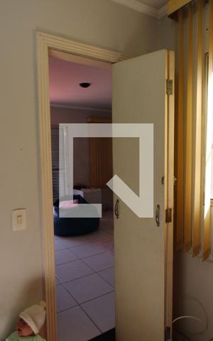 Casa à venda com 120m², 4 quartos e 2 vagasQuarto 4