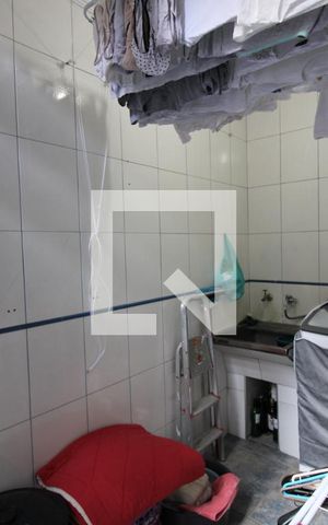 Casa à venda com 120m², 4 quartos e 2 vagasÁrea de serviço