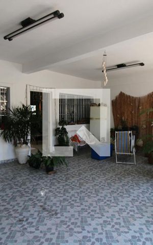 Casa à venda com 120m², 4 quartos e 2 vagasGaragem