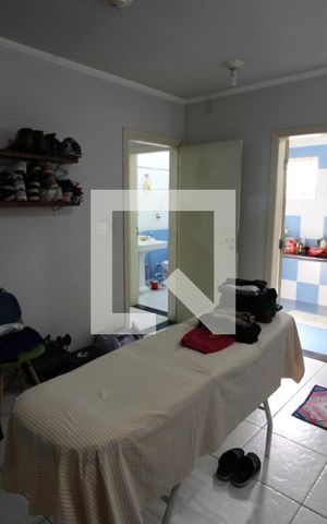 Casa à venda com 120m², 4 quartos e 2 vagasSuite