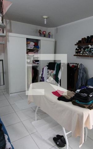 Casa à venda com 120m², 4 quartos e 2 vagasSuite