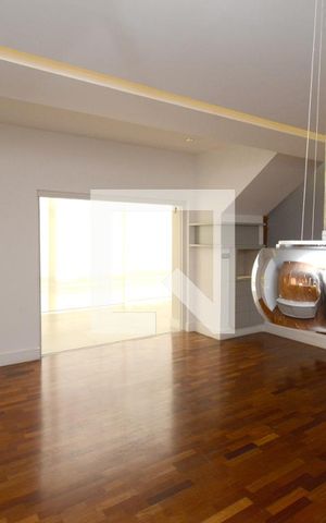 Apartamento à venda com 330m², 4 quartos e 3 vagasSala