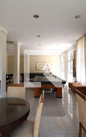 Apartamento à venda com 330m², 4 quartos e 3 vagasÁrea comum - Salão de festas
