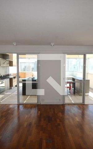 Apartamento à venda com 330m², 4 quartos e 3 vagasSala de TV