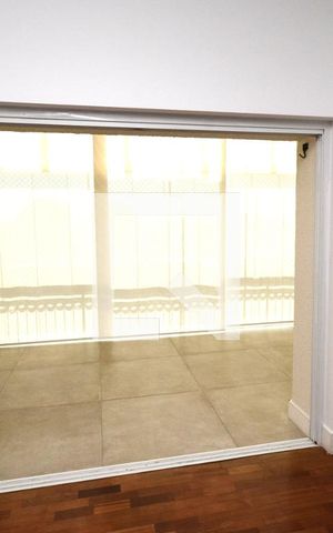 Apartamento à venda com 330m², 4 quartos e 3 vagasVaranda da Sala