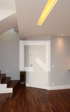 Apartamento à venda com 330m², 4 quartos e 3 vagasSala