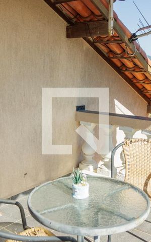 Casa de condomínio à venda com 720m², 6 quartos e 6 vagas Casa de condomínio à venda com 720m², 6 quartos e 6 vagasVaranda 2
