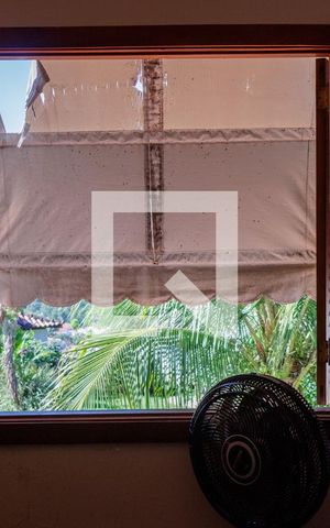 Casa de condomínio à venda com 720m², 6 quartos e 6 vagas Casa de condomínio à venda com 720m², 6 quartos e 6 vagasQuarto 1