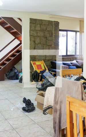 Casa de condomínio à venda com 720m², 6 quartos e 6 vagas Casa de condomínio à venda com 720m², 6 quartos e 6 vagasSala de Jantar