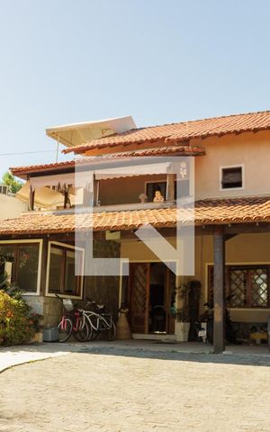 Casa de condomínio à venda com 720m², 6 quartos e 6 vagas Casa de condomínio à venda com 720m², 6 quartos e 6 vagasÁrea comum