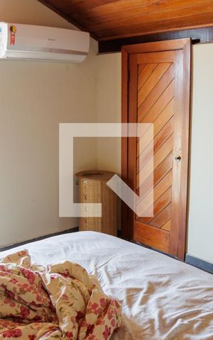 Casa de condomínio à venda com 720m², 6 quartos e 6 vagas Casa de condomínio à venda com 720m², 6 quartos e 6 vagasQuarto 2