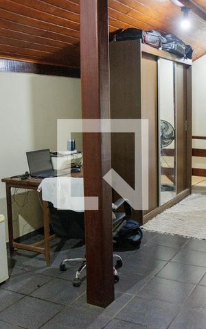 Casa de condomínio à venda com 720m², 6 quartos e 6 vagas Casa de condomínio à venda com 720m², 6 quartos e 6 vagasQuarto 3