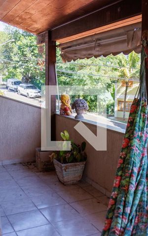 Casa de condomínio à venda com 720m², 6 quartos e 6 vagas Casa de condomínio à venda com 720m², 6 quartos e 6 vagasvaranda
