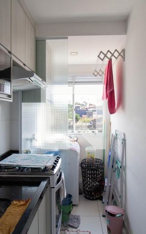 Apartamento à venda com 42m², 2 quartos e 1 vaga Apartamento à venda com 42m², 2 quartos e 1 vagaCozinha e Área de Serviço