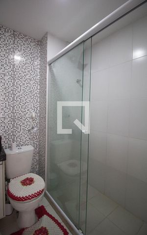 Apartamento à venda com 42m², 2 quartos e 1 vaga Apartamento à venda com 42m², 2 quartos e 1 vagaBanheiro