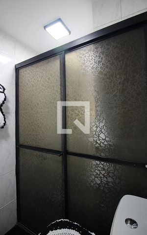 Apartamento à venda com 60m², 2 quartos e 2 vagasBanheiro Social
