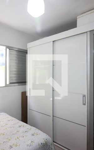 Apartamento à venda com 60m², 2 quartos e 2 vagasQuarto 