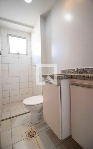 Apartamento à venda com 77m², 2 quartos e 1 vaga Apartamento à venda com 77m², 2 quartos e 1 vagaBanheiro